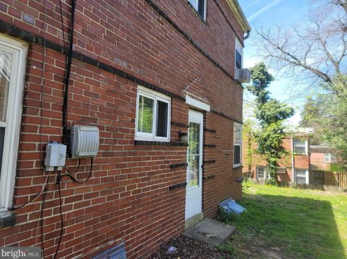 465 Hanover St, Pottstown, PA 19464-5327