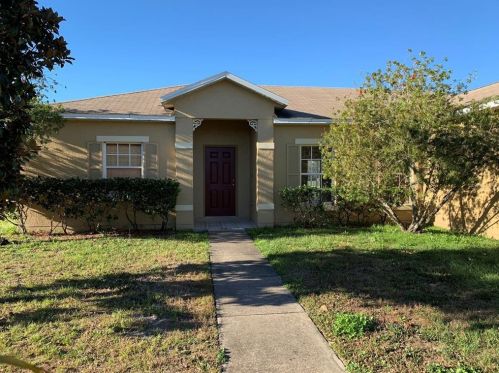 107 Carlisle Ct, Kissimmee FL  34758-2722 exterior