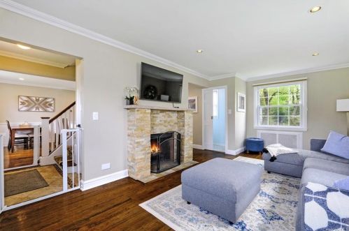 104 Clarence Rd, Scarsdale, NY 10583-5708