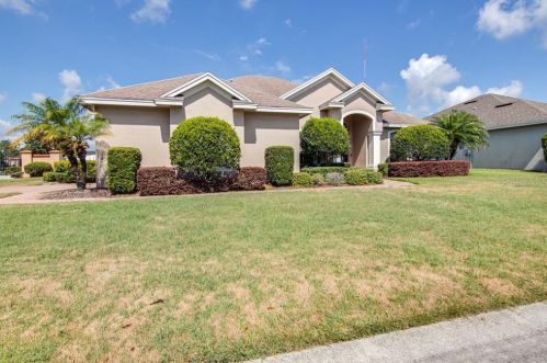 6955 Bushnell Dr, Lakeland, FL 33813-3760