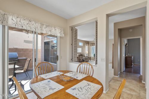 22209 Las Brizas Ln, Sun City AZ 85375-2858 exterior