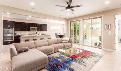 992 Angel Dr, Chandler, AZ 85248