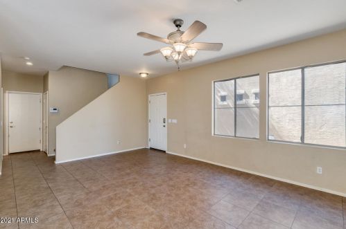 1412 Dunbar Dr, Phoenix AZ 85041-6113 exterior