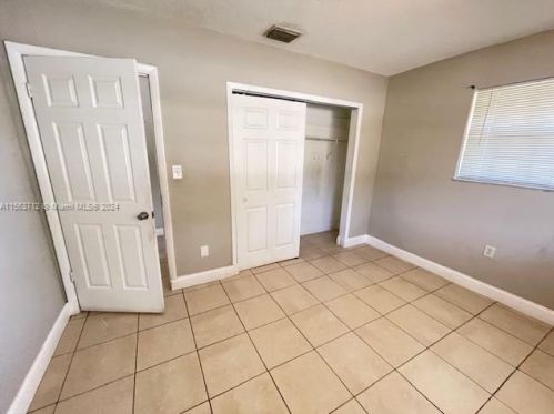 7021 26 St, Hollywood FL  33025-2979 exterior
