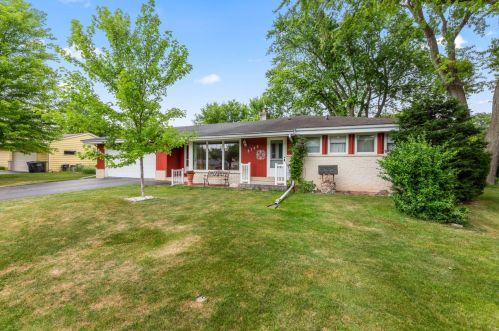 5720 43rd St, Milwaukee, WI 53220-5217