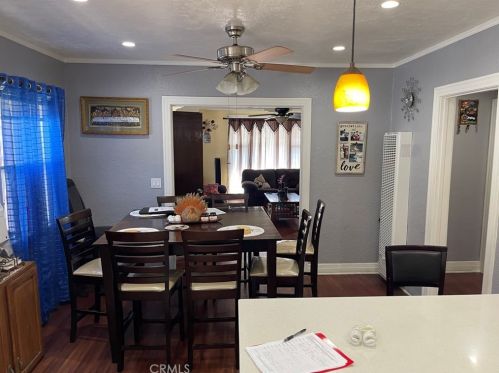 4305 Lugo Ave, Lynwood CA  90262-3818 exterior