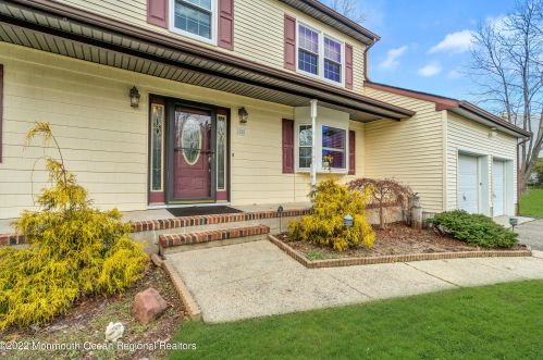 1228 Andover Rd, Bricktown, NJ 08724-1011