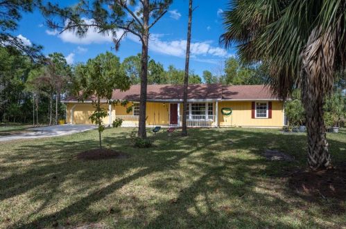 16189 69th St, Town Of Loxahatchee Groves, FL 33470-3435