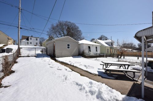 3630 15th St, Milwaukee, WI 53221-1604
