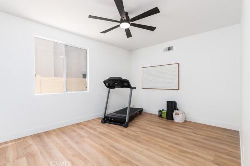 43020 Noble Ct, Temecula CA  92592-4385 exterior