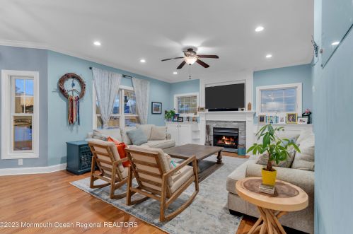 2427 Moore Ave, Point Pleasant Beach NJ  08742-3711 exterior