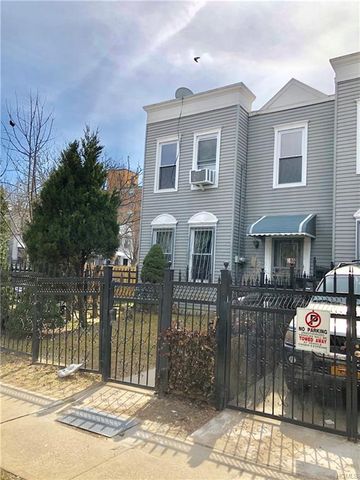 950 178th St, Bronx, NY 10460