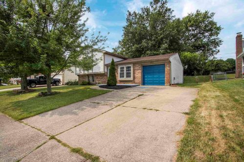 8511 Pheasant Dr, Florence KY  41042-9397 exterior