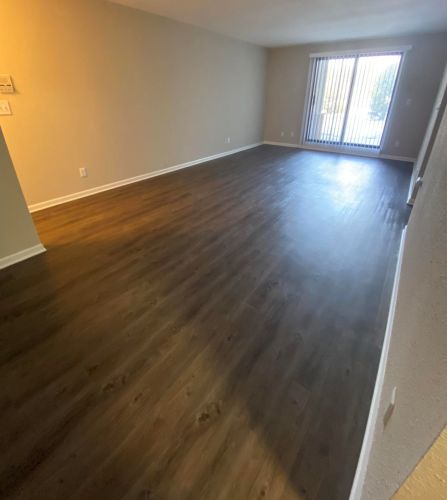 1061 Regent Rd, Oconomowoc, WI 53066-4608