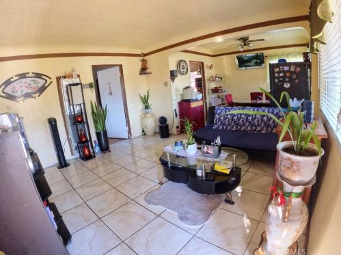 21153 Harbor View Ave, Long Beach, CA 90810-1307