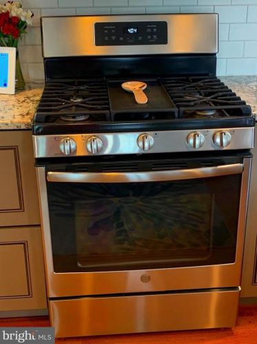 463 School Ln, Harleysville PA  19438-1714 exterior