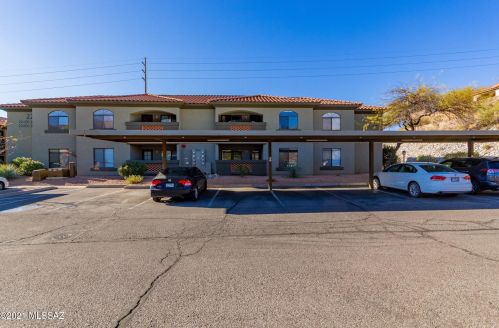 5751 Kolb Rd, Tucson AZ  39204-0871 exterior