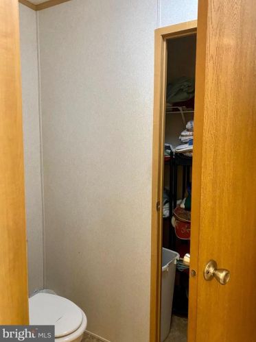 129 Locust Ln, Smithville PA  17560-9758 exterior