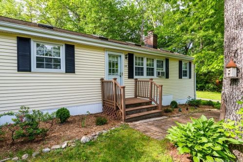 34 Spafford Dr, Exeter, CT 06249-2147