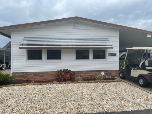 4170 Rolling Oaks Dr, Winter Haven, FL 33880-1647