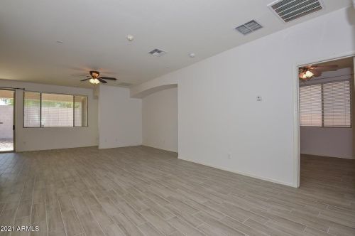 22265 102nd Ln, Peoria, AZ 85383-2656