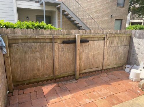 3220 69th St, Galveston TX 77551-2074 exterior