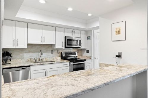 50 Balsam Dr, Oldsmar FL  34677-2340 exterior