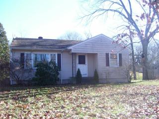 127 River St, Moosup, CT 06354-1322