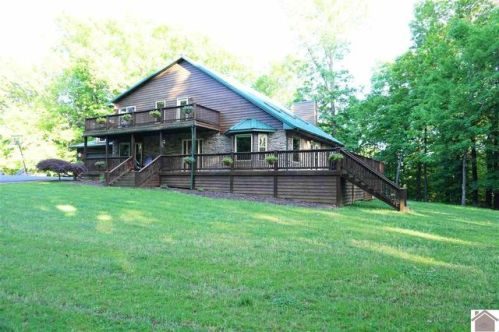 75 Elk Park Dr, Golden Pond, KY 42211-8195