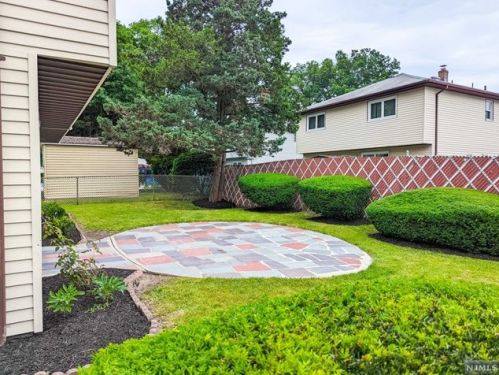 2 Elmwood Ter, Elmwood Park NJ  07407-1730 exterior