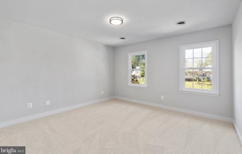 700 Winterberry Dr, Fredericksburg VA  22405-2056 exterior