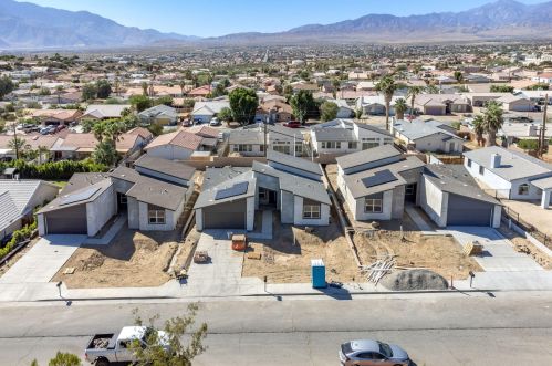 68220 Calle Azteca, Desert Hot Springs CA  92240-6412 exterior