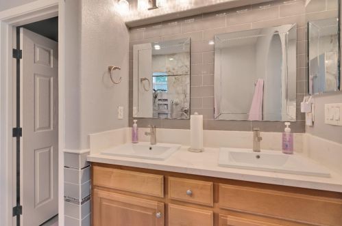 12217 Conservancy Way, Rancho Cordova CA  95742-7763 exterior