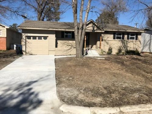 5739 28th St, Tulsa, OK 74114-6405