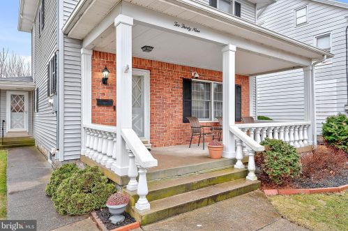 239 High St, Hummelstown PA  17036-2406 exterior