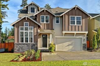 502 233 Ave, Redmond WA  98074-7252 exterior