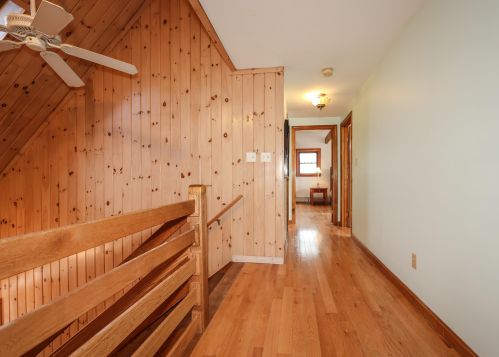 16 10th St, Kingston NH  03848-3717 exterior