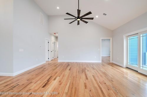 414 Seaward Pl, Lacey NJ  08731-2836 exterior