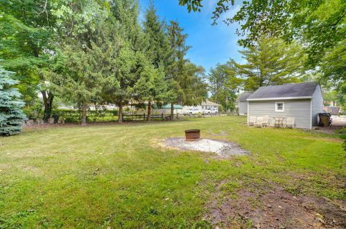 9018 26th Ave, Kenosha WI  53143-6614 exterior