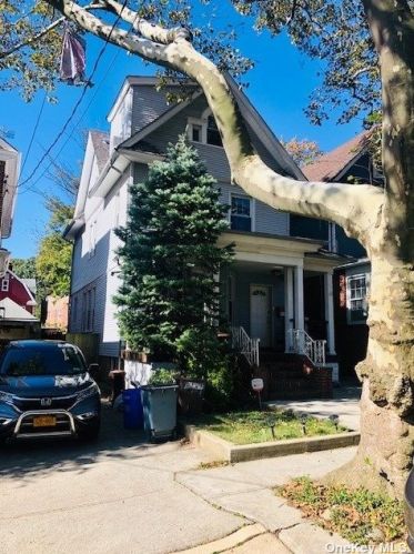 84-04 108th St, Jamaica, NY 11418-1217