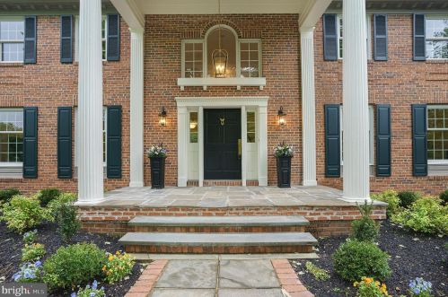 1630 Governors Way, Blue Bell PA  19422-2553 exterior