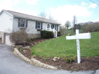 203 Mcchain Rd, Finleyville, PA 15332-4110