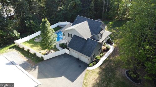 137 Tremont Ave, Porter, PA 17980-9408