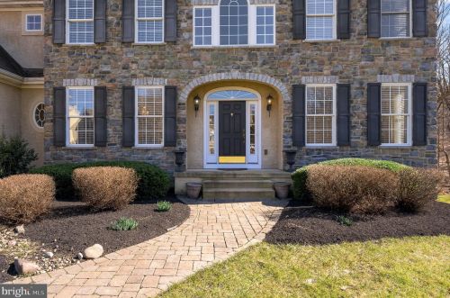 144 Harrogate Dr, Landenberg, PA 19350-8300