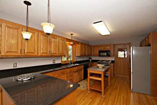 17661 Kettering Trl, Lakeville, MN 55044-7675