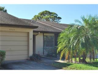 9784 Lake Seminole Dr, Largo FL  33773-4554 exterior