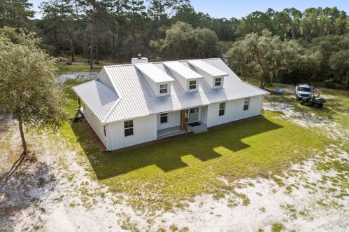 6325 Tamarind Ave, Hernando, FL 34442-2282