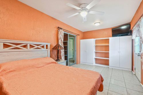 187 Camino Del Rio, Fort Pierce FL  34952-7931 exterior