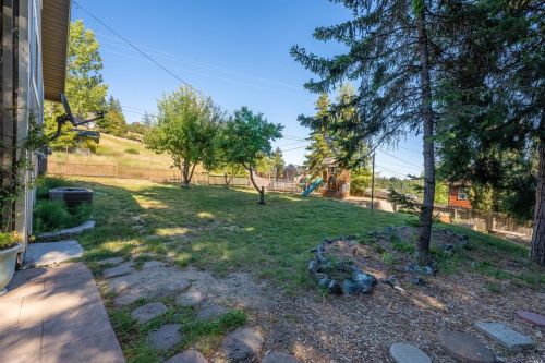 2691 Coyote Rd, Willits CA  95490-9034 exterior