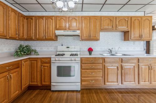 442 Rensselaer St, Griffith, IN 46319-2765